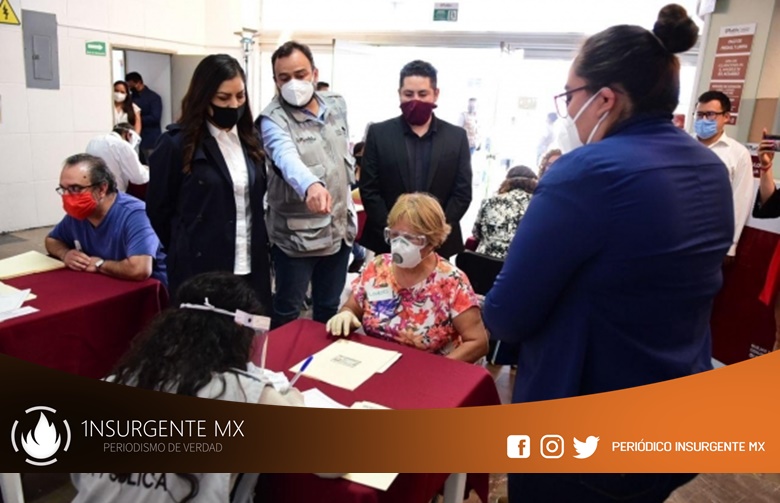 Claudia Rivera entrega apoyos a comerciantes de mercados temporales de Puebla