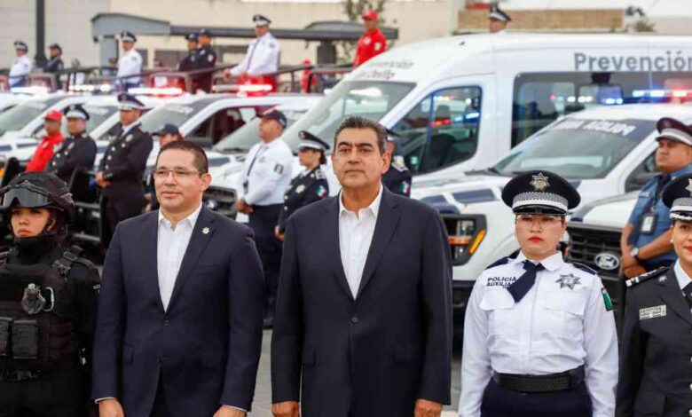Policía
