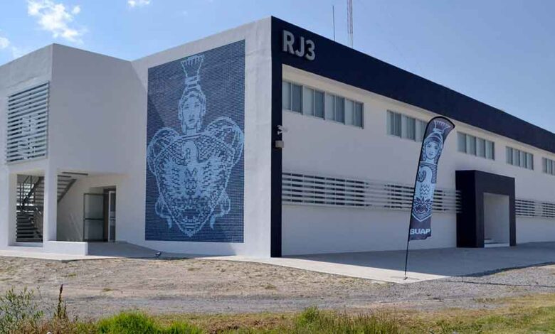 BUAP-triangulo-rojo