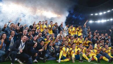 América