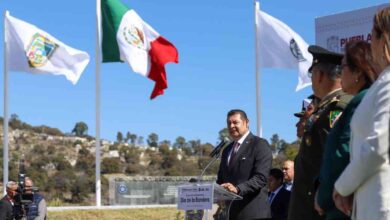 Alejandro Armenta bandera