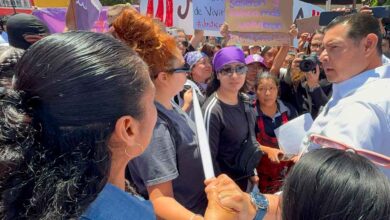 Alejandro Armenta promete justicia y apoyo tras feminicidio en Xicotepec