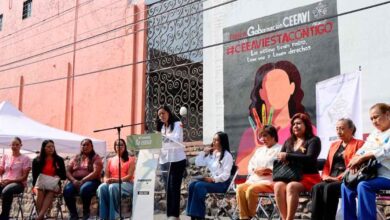Ariadna Ayala se suma a la pinta de los murales por la paz y la dignidad de las víctimas