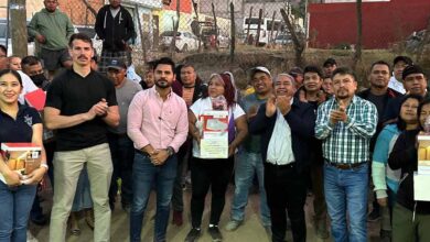 Severiano de la Rosa entrega de alarmas vecinales en San Mateo Mendizábal