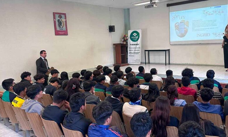 Promueve Gobierno de la Ciudad relaciones sanas entre jóvenes a través de conferencias