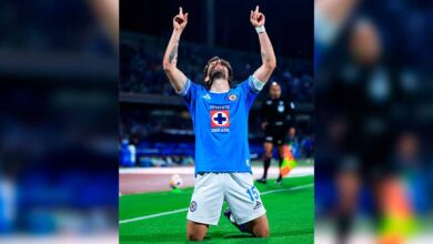 Autogoles abren la puerta a semifinales para Cruz Azul y Tigres