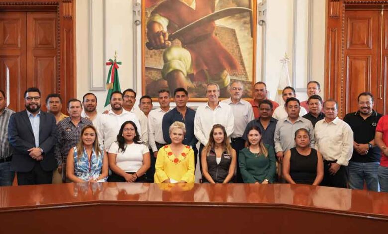 Sostiene Pepe Chedraui reunión con presidentes auxiliares para dar seguimiento a obras estatales