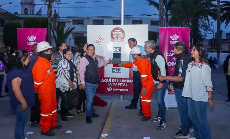 Se ilumina San Miguel Canoa con tecnología LED gracias a Puebla Brilla