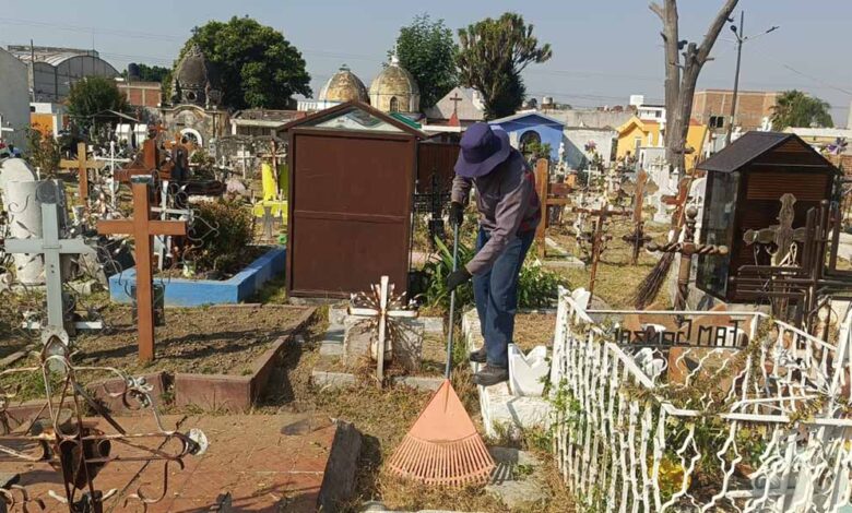 Gobierno de San Pedro Cholula alista panteones para conmemorar el Día de las Madres