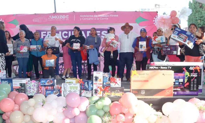 Con magno evento celebran el Día de las Madres en Amozoc