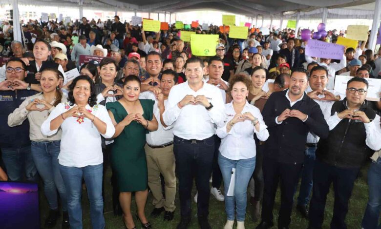 Seguridad para familias, con insumos para el campo y obra comunitaria en Tecamachalco