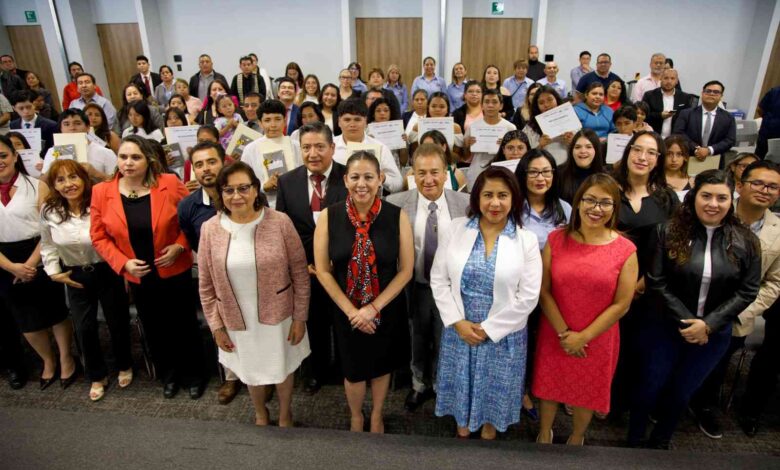 Educación, único camino para la transformación y el cambio social, destaca Laura Artemisa
