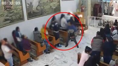 Atacan a puñaladas a un hombre dentro de una iglesia del Estado de México