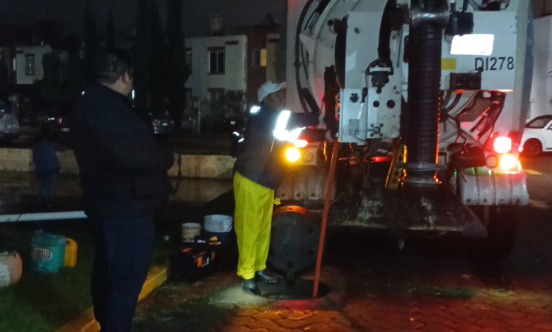 Agua de Puebla y Ayuntamiento atienden 13 puntos críticos tras fuerte lluvia en la capital