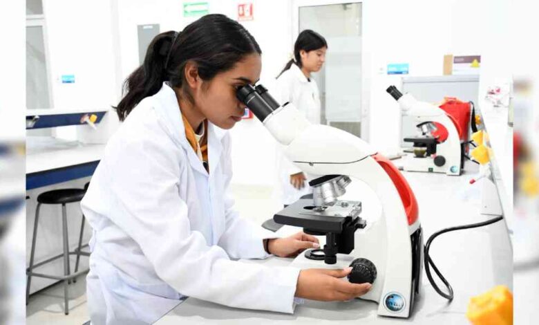 Obtiene Ingeniería Biomédica dictamen que avala su calidad académica