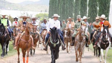 Cabalgata cívico-militar