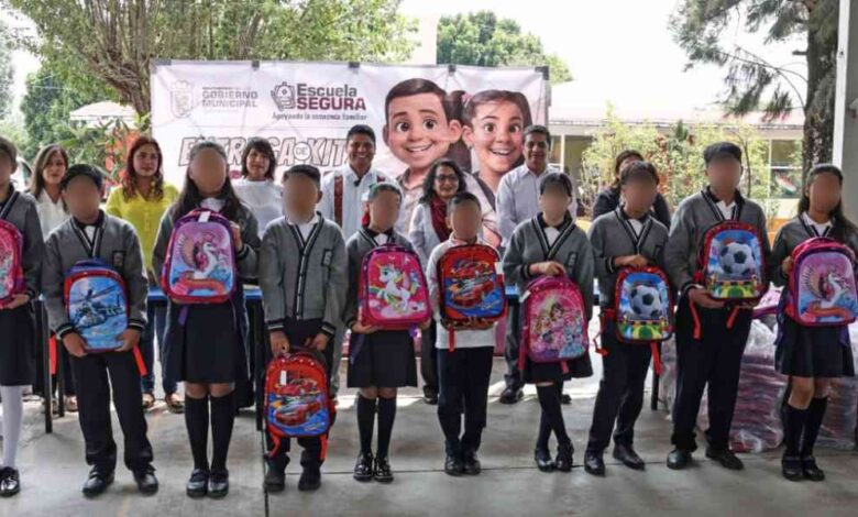 Cuautlancingo arranca el programa _Escuela Segura_ con la entrega de 11 mil kits escolares