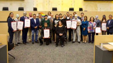 Entrega Congreso reconocimiento “Orgullo Poblano” a integrantes de lucha libre y familia Lutteroth