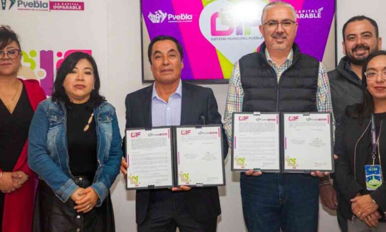 Firma DIF Puebla Capital convenio con Farmacias Fleming en beneficio de las y los poblanos