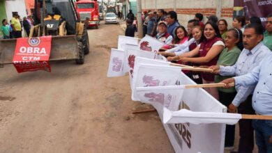 La presidenta municipal dio el banderazo de arranque de pavimentación en San Cosme Texintla