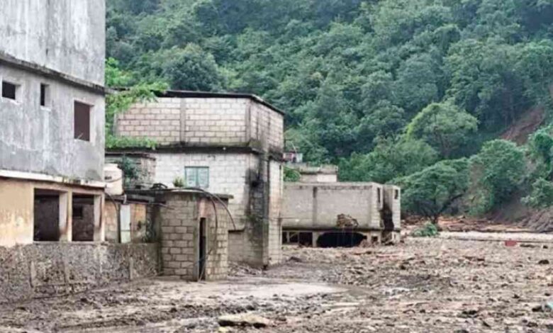 lerta en Hidalgo_ derrumbes e inundaciones obligan a declarar inhabitables comunidades de alto riesgo