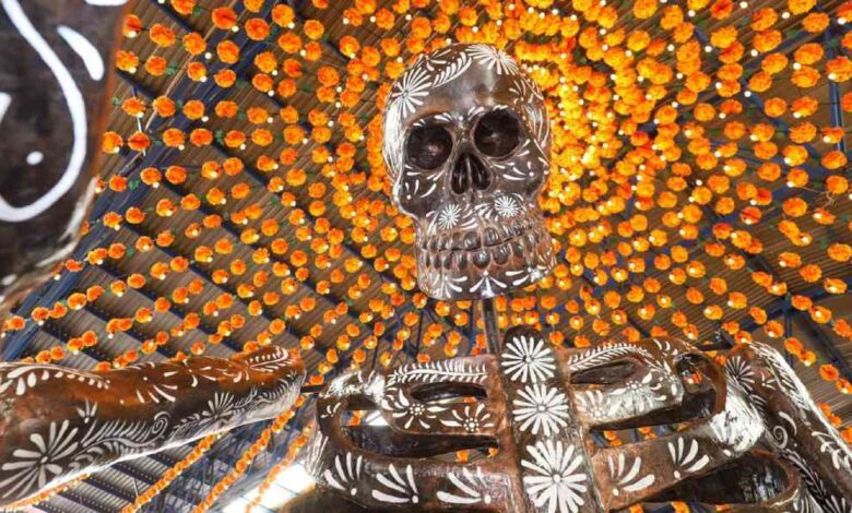 Atlixco abre sus puertas al Festival Internacional Valle de Catrinas 2025 con 24 piezasz monumentales