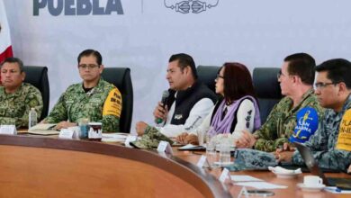 Emergencia en la Sierra Norte. Tlaxco, Pahuatlán y Tlacuilotepec siguen incomunicados; habilitan puente aéreo