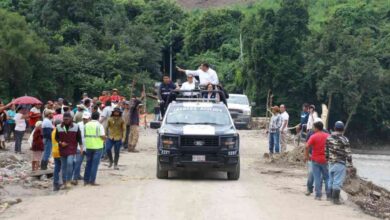 La presidenta municipal de San Pedro Cholula dio el arranque de una obra más en la