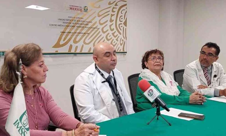 Octubre Rosa_ IMSS Puebla intensifica detección de cáncer de mama; urge a mujeres mayores de 40 a realizarse la mastografía