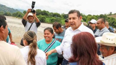 Puebla inicia dragado y reforzamiento del muro del Río Pantepec para prevenir desbordamientos en la Sierra Norte