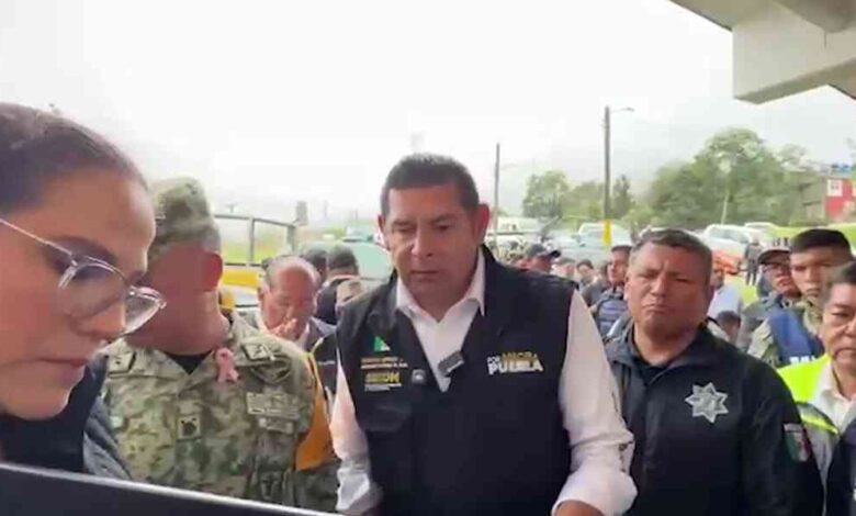 Sheinbaum y Armenta coordinan apoyo federal ante emergencia por lluvias en la Sierra de Puebla