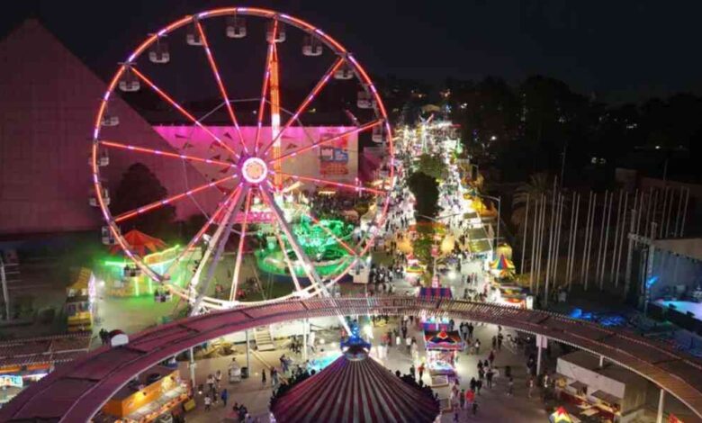 🎡🎆 ¡Feria de Puebla 2026 promete edición histórica! ESTA ES LA CARTELERA... 📅 Del 23 de abril al 10 de mayo, la Feria de Puebla será escaparate de los 12 Pueblos Mágicos, la innovación universitaria y la fuerza industrial del estado. 🎶🏛️ #FeriaDePuebla2026 #Puebla #Eventos #Turismo #OrgulloPoblano #InsurgenteMX Feria de puebla teatro del pueblo