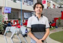 IBERO Puebla incorporó un perro robot