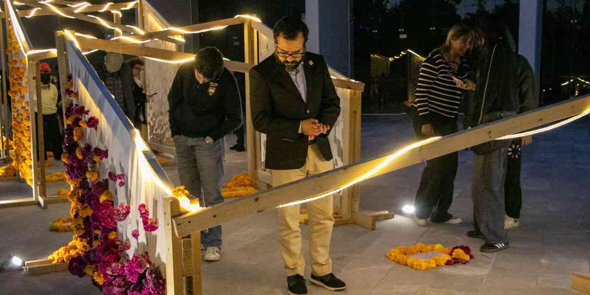 “¿Y si te pasa a ti?”: la ofrenda de la IBERO Puebla que confronta la indiferencia social