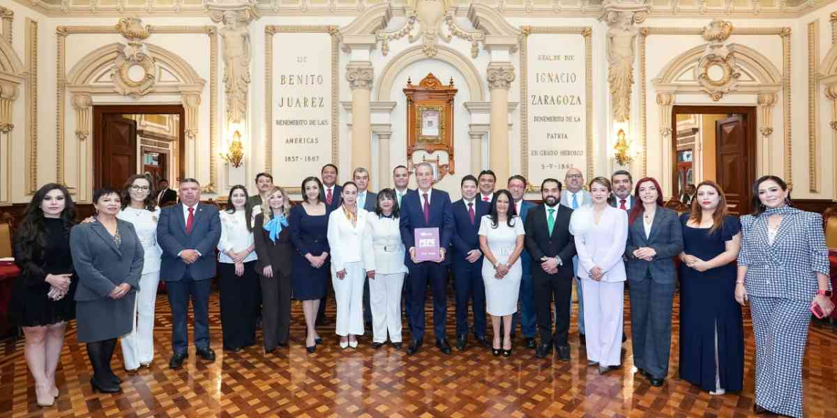 Pepe Chedraui presenta su Segundo Informe de Gobierno en Puebla; destaca seguridad, obras y bienestar