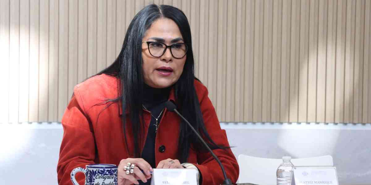 Proponen instalar lactarios en universidades de Puebla para apoyar a madres estudiantes